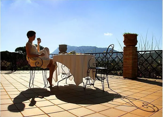 Buenavista (adults Only) 4*